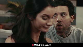 A Esposa e Pervertido Detetive - XMILFED.com