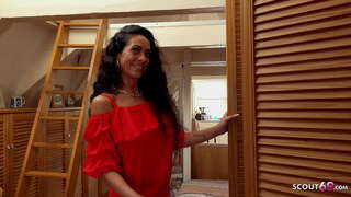 ALEMANY SCOUT - FLAC BRUT MARE SEDUIR PER DUR ASSFUCK EN FALS MODEL DE TREBALL PER DINERS EN EFECTIU