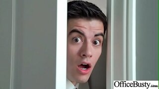 ���្លុតក្មេងស្រី(ពេជ្រ Jackson)ជុំជាមួយនឹង Tits ធំទទួលបានឆ្កាងនៅក្នុងការិយាល័យណ្តោយ-០៩